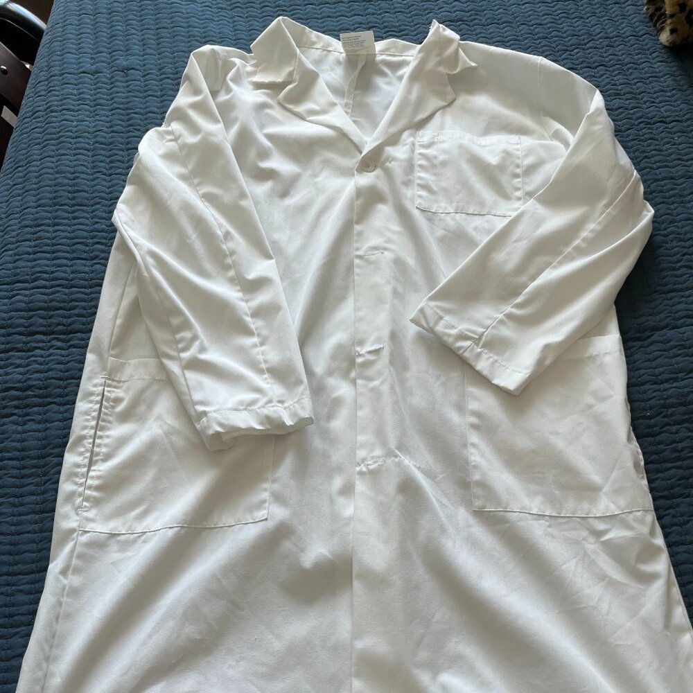 Jasco All Heart Lab Coats - Lot of 3 XL & 1 L